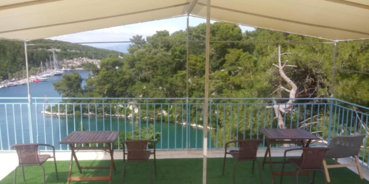 San Giorgio Hotel Гайос Екстериор снимка